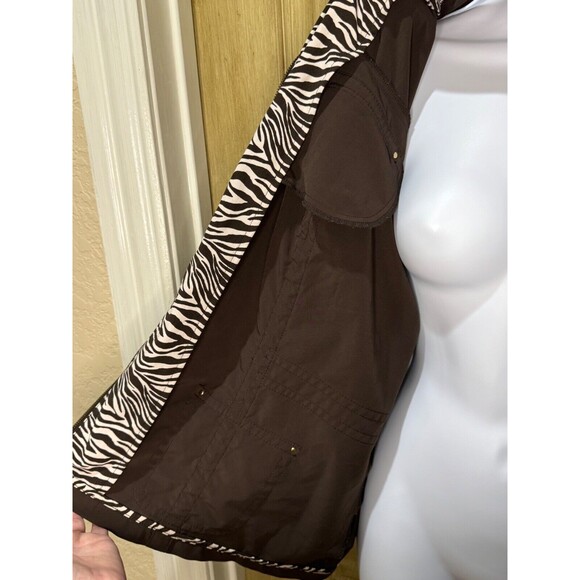 Zenergy b Chico's Jacket Women's 3 Brown Zebra Print Zip Up Roll Tab Lightweight - Picture 5 of 8